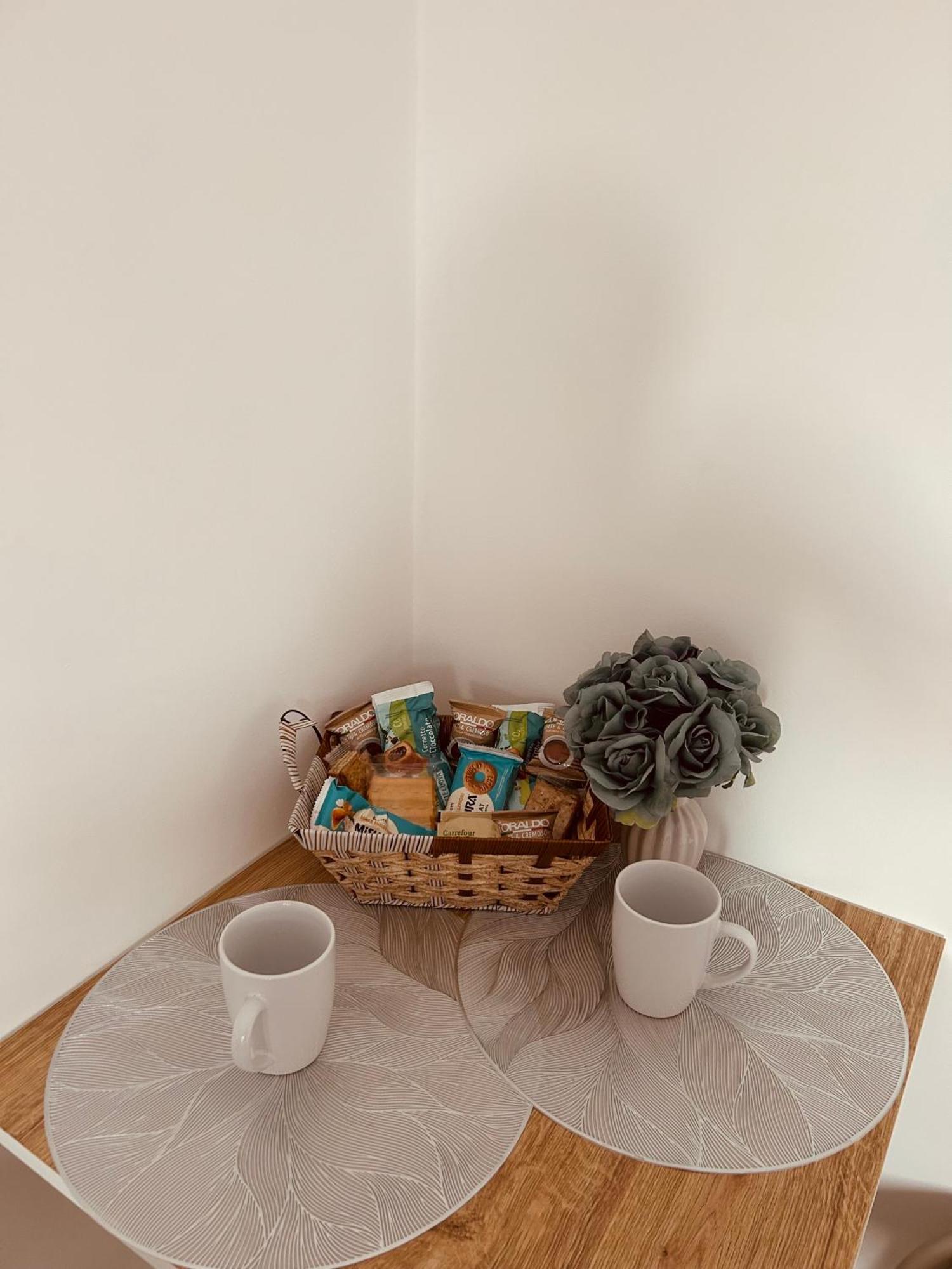 - 200m Dalla Metro A Bed & Breakfast Rome